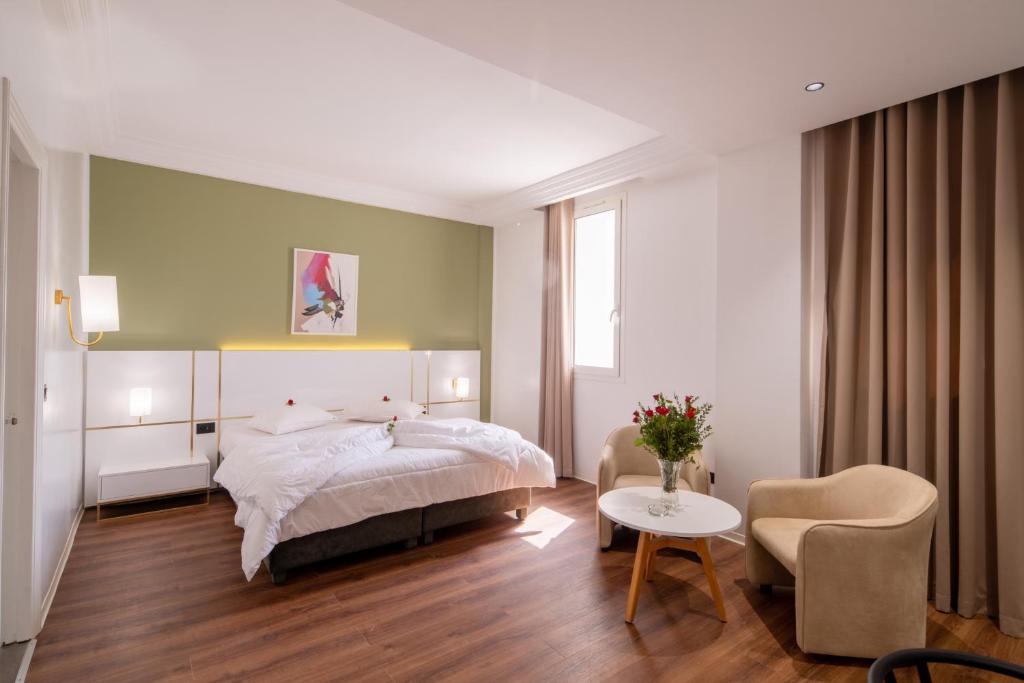Yadis Ibn Khaldoun Hotel