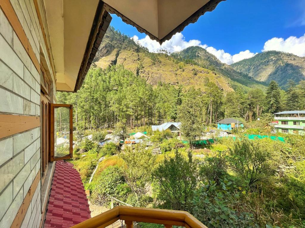 Hotel Anupam by Mid Orchard, Kasol photo