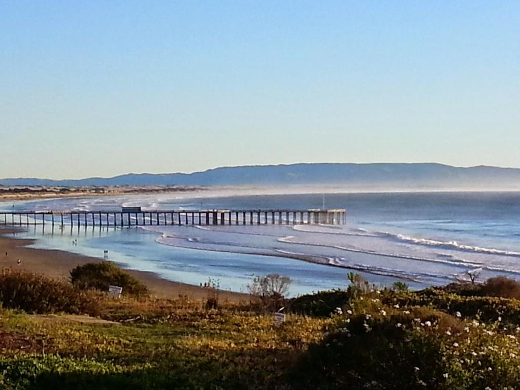 Tides Oceanview Inn and Cottages photo