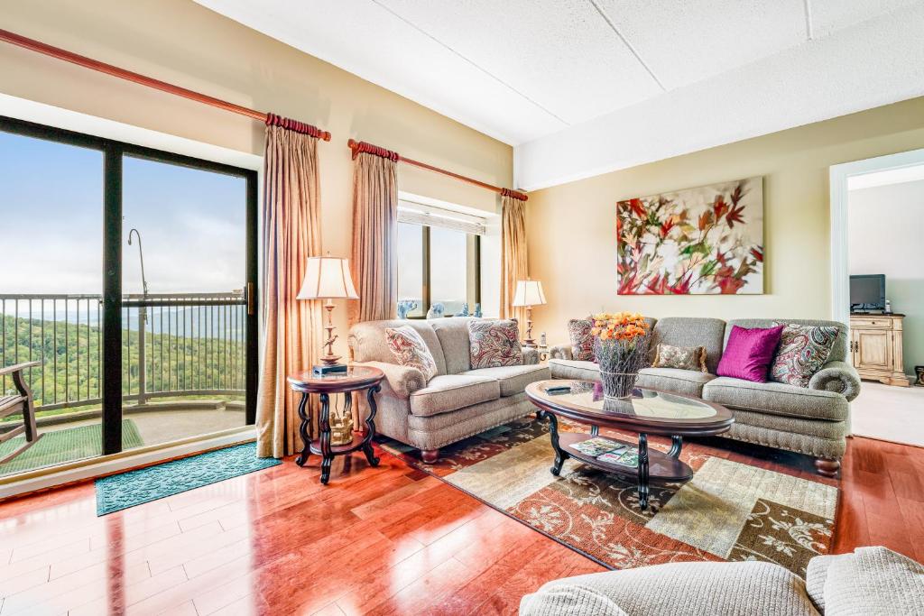 The Citadel 3331, Sugar Mountain