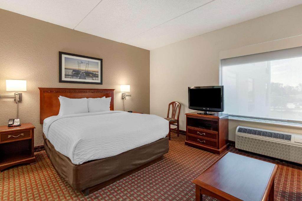 Clarion Suites at The Alliant Energy Center