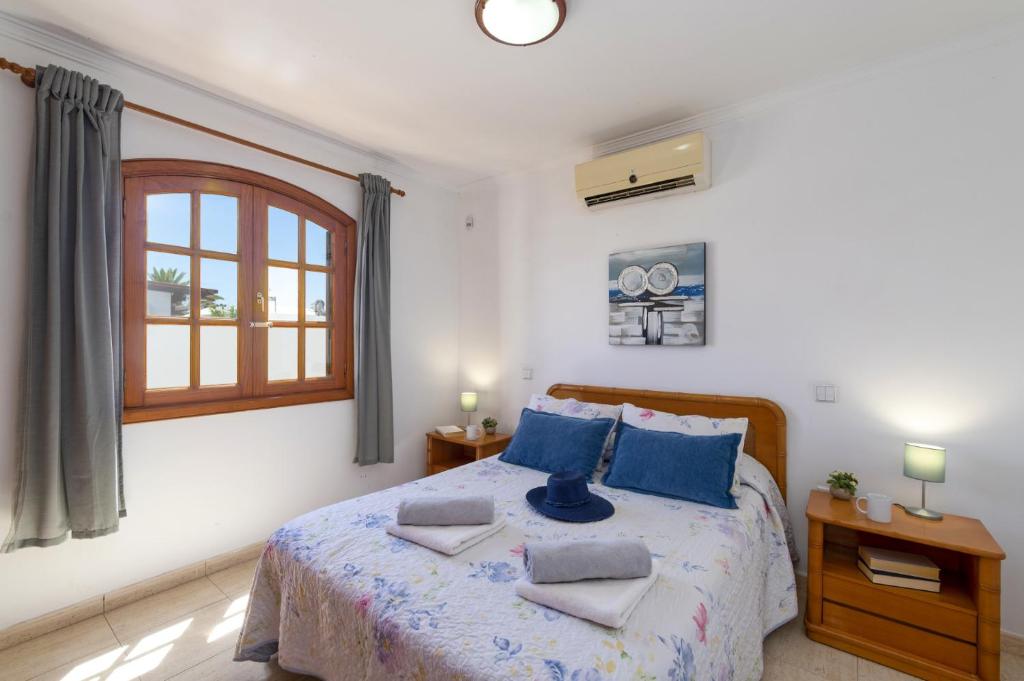 Villa Orzola by Villa Plus - 5