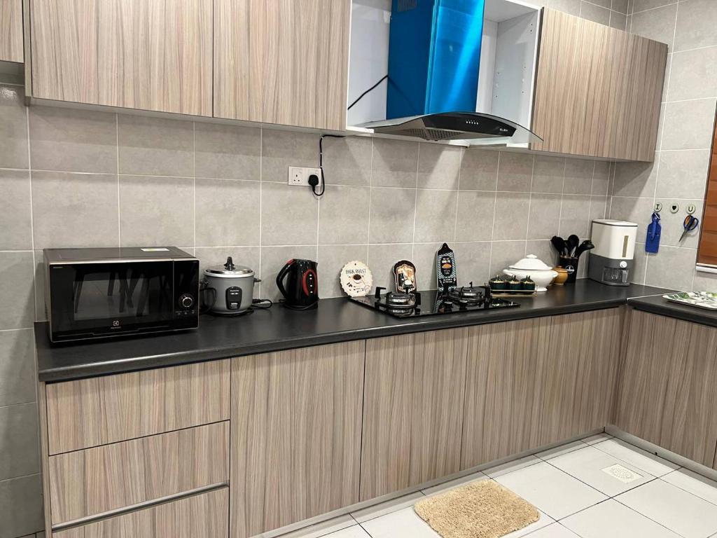 Heaven Residensi Adelia Homestay photo
