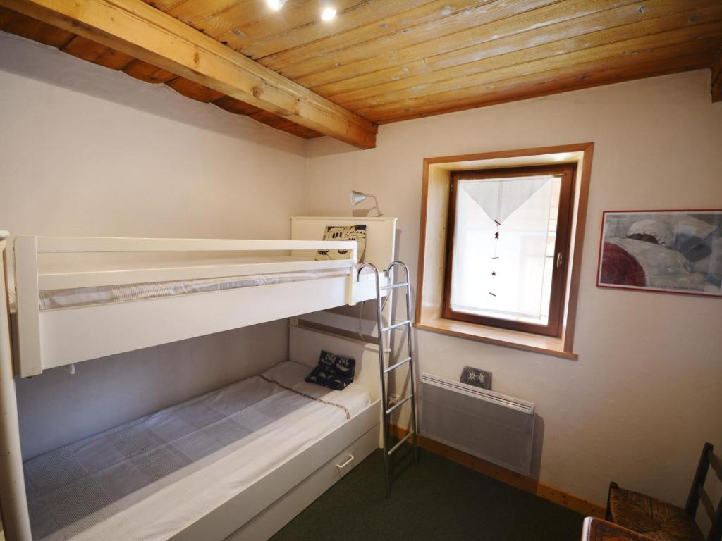 Chalet rénové 8 pers. proche centre et pistes avec parking - FR-1-684-22 - 4