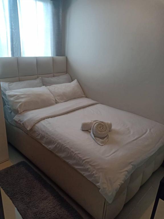 StayInMyCondo - 30th Floor SMDC Coast Residence with Pool near Airport MOA,CCP &amp; PICC In Pasay — Hotel in Manila