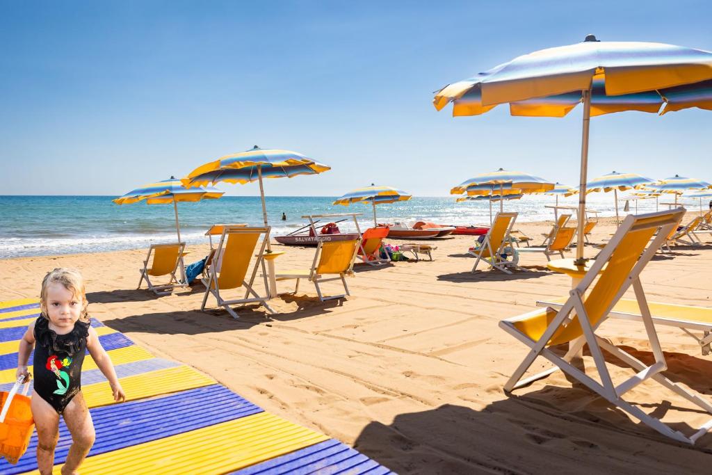 Triscinamare Hotel Residence — Beach in Castelvetrano, Sicily