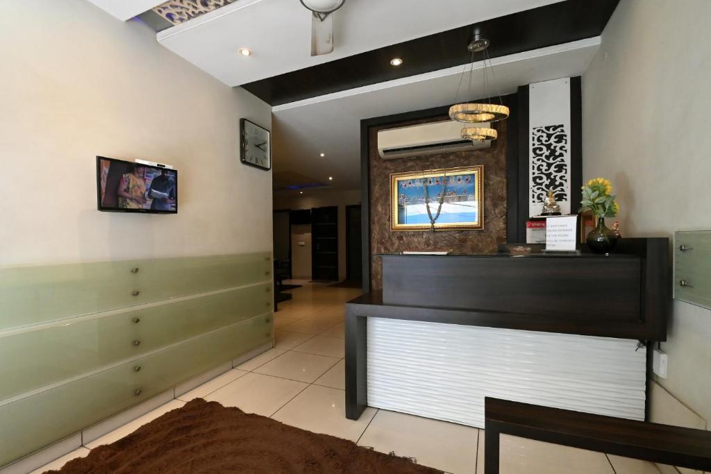Hotel Singh Palace photo