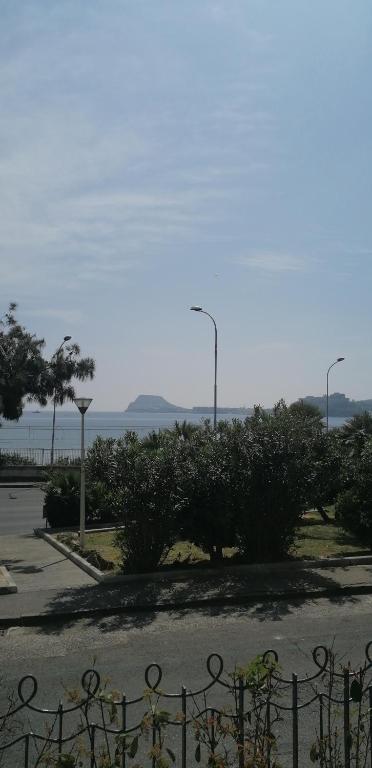 SeaFront House, Pozzuoli