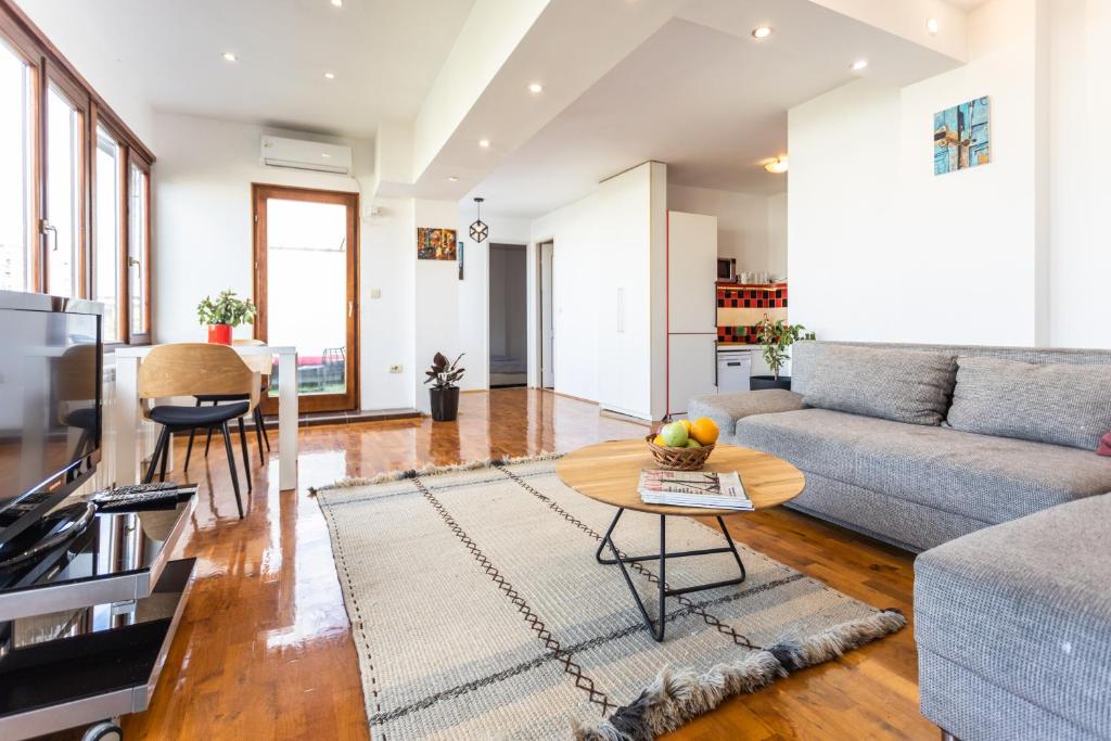 Spacious Loft with one bedroom and a big terrace - 1