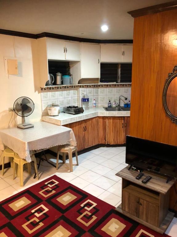 THE MANSION - 24-HOUR Near AirPort Hostel 4 Backpackers photo
