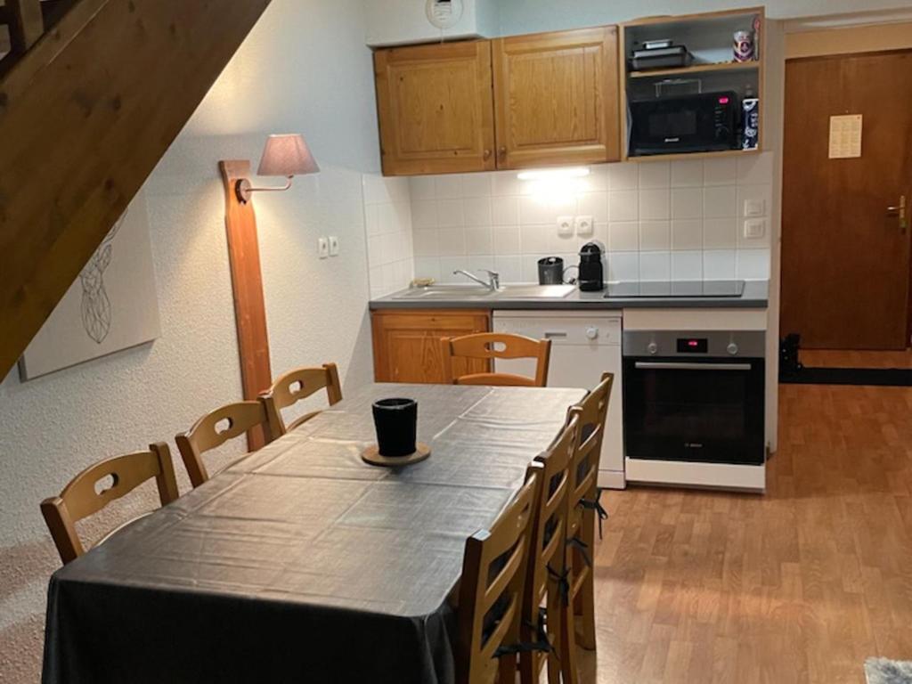 Chalet 3 Pièces, 8 Pers., Terrasse, Parking Gratuit - FR-1-504-641 - 3