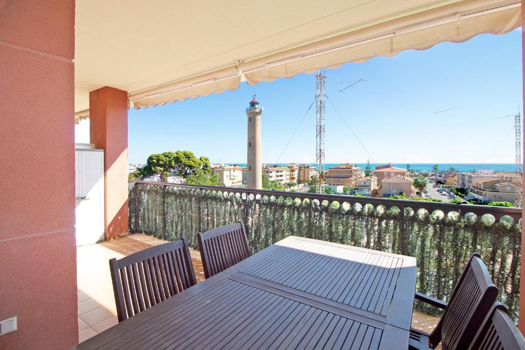 Global Properties, Apartamento con gran terraza y piscina, Canet de Berenguer