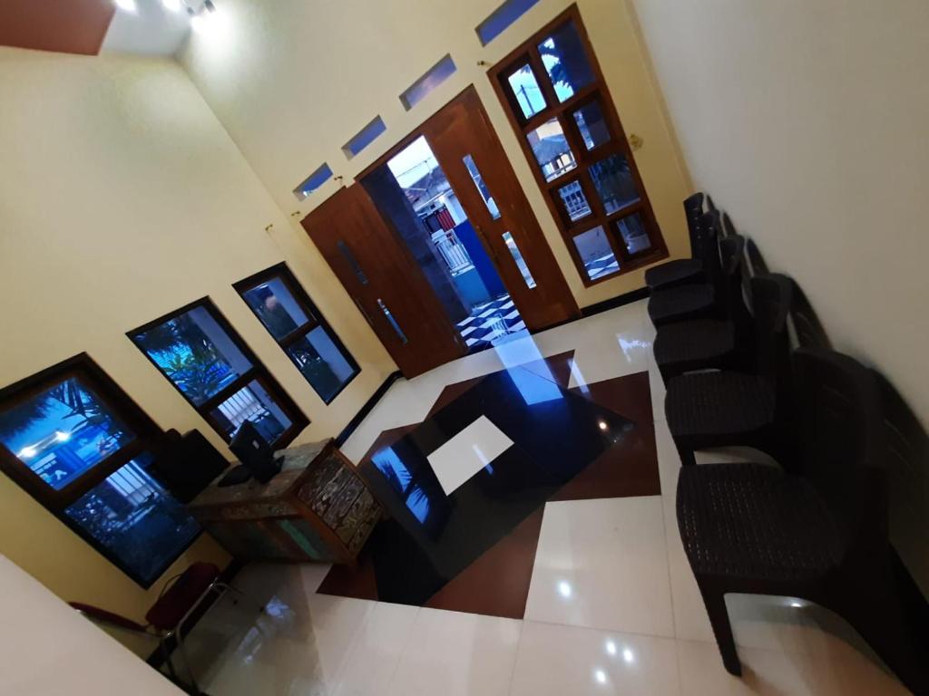 999 KHS 2 Homestay — Hotel in Banyuwangi