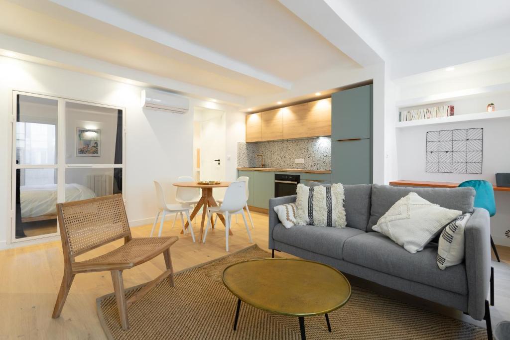 T3 ** BALCON ** VIEUX PORT ** CENTRE - 2