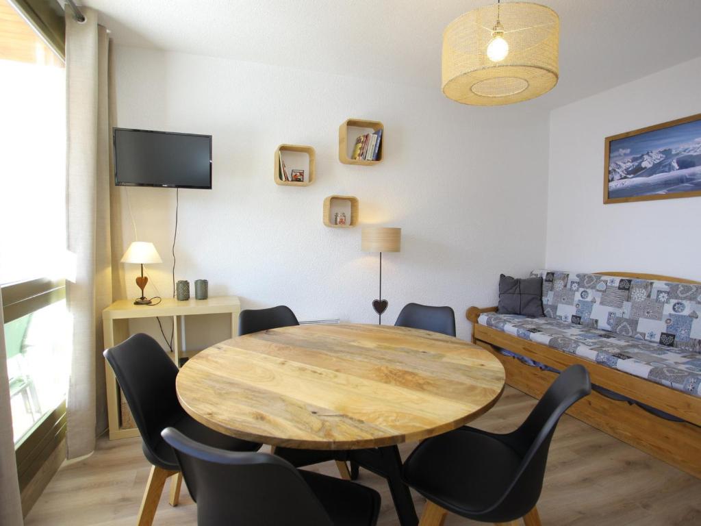 Appartement rénové 5 pers. avec balcon sud, centre station - FR-1-417-21 - 1