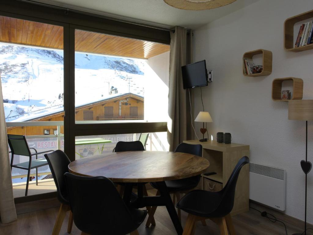 Appartement rénové 5 pers. avec balcon sud, centre station - FR-1-417-21 - 2