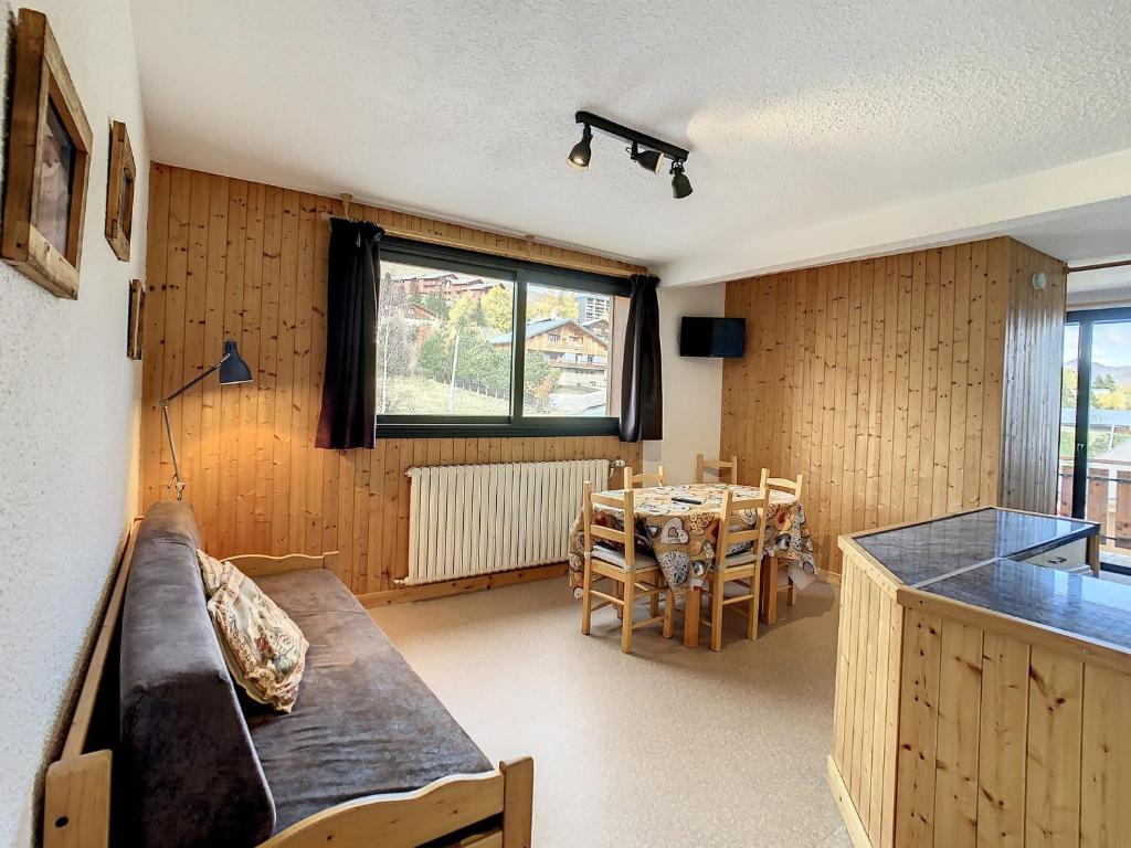 Studio lumineux 35m², 1 étoile, proche pistes, balcon, WiFi gratuit - FR-1-417-22 - 1