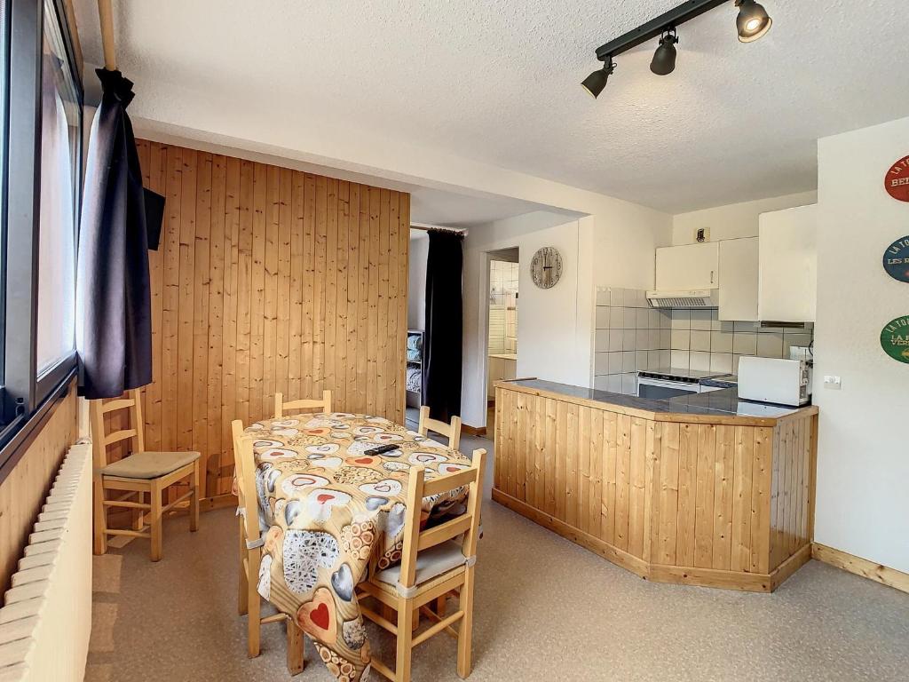 Studio lumineux 35m², 1 étoile, proche pistes, balcon, WiFi gratuit - FR-1-417-22 - 4