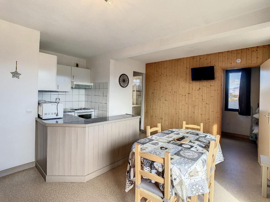 Appartement lumineux 35m², 5 pers, balcon sud, proche pistes, parking, wifi - FR-1-417-54 - 3