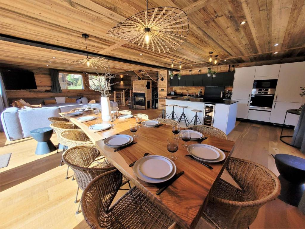 Chalet de luxe avec SPA, sauna, parking, WiFi et animaux admis - FR-1-598-41, Les Gets