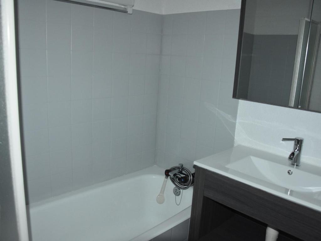 Appartement central avec balcon et parking, 4 pers. - FR-1-464-104 - 2