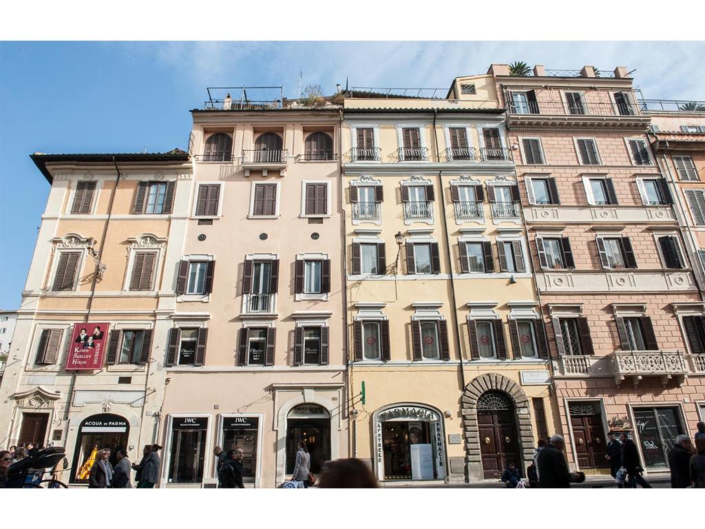 Entrance, Suite Spagna 29 in Rome