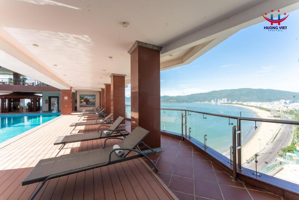 Huong Viet Hotel Quy Nhon - Beachfront 