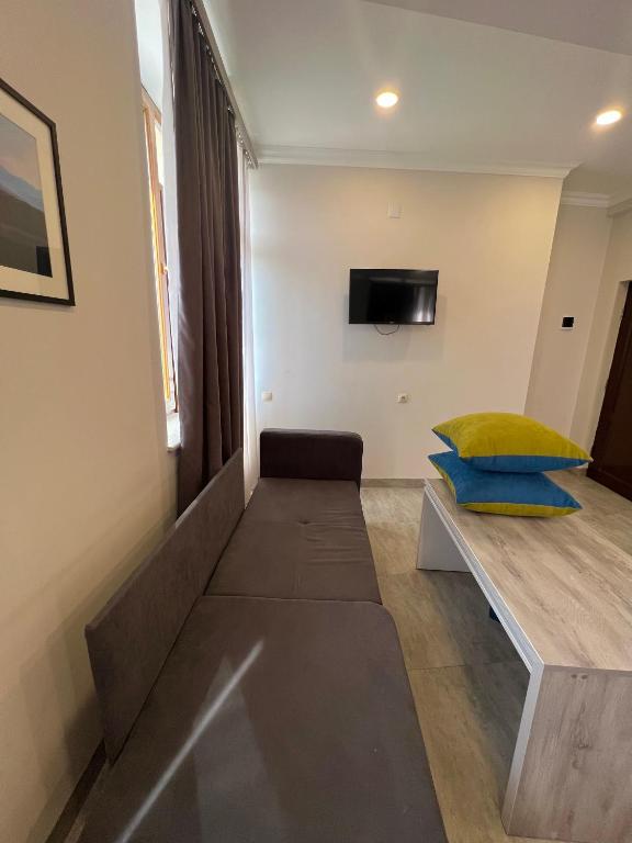 Hotel Menua photo