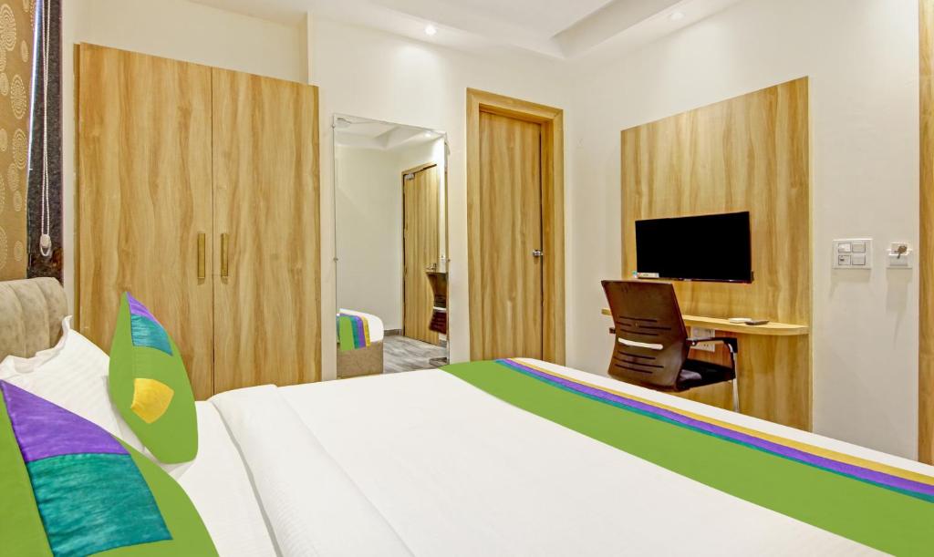 Capital O 92321 Stellar Inn photo