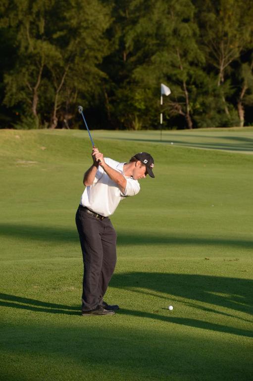 附設高爾夫球場