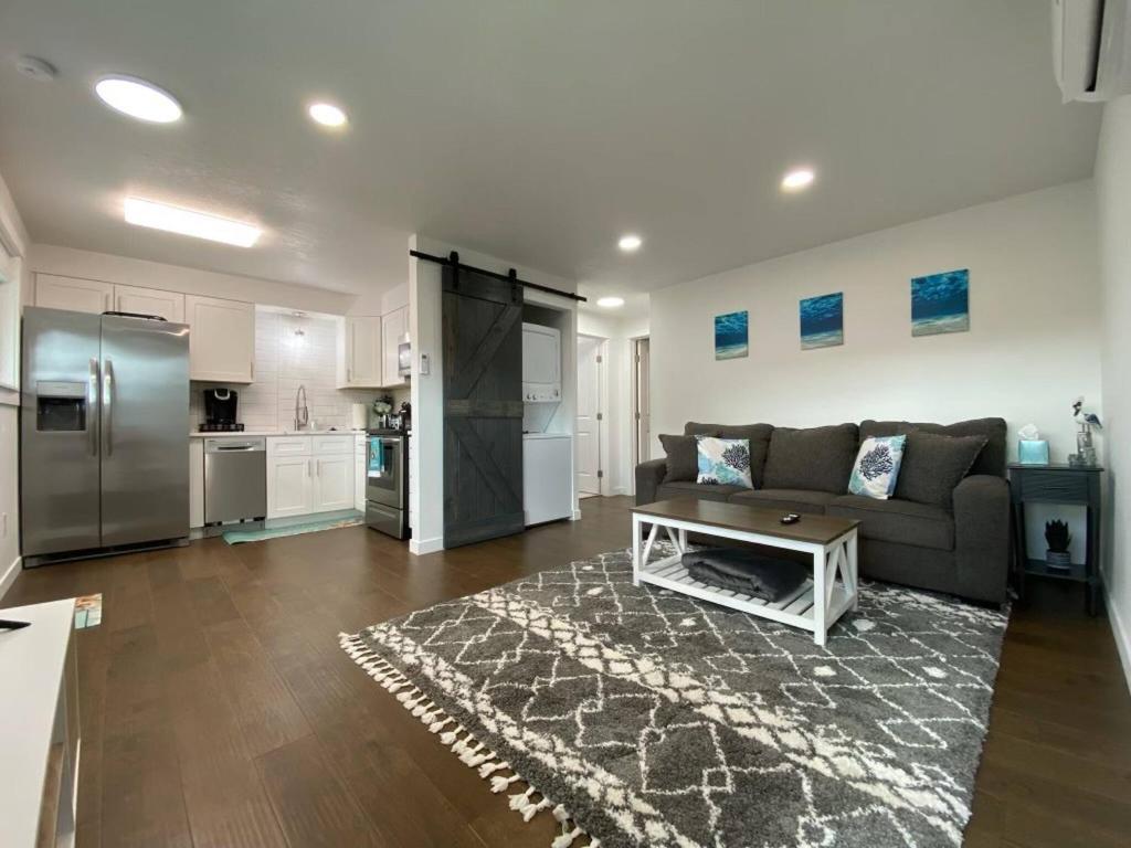 Upstairs Valley Beach Escape Apartment