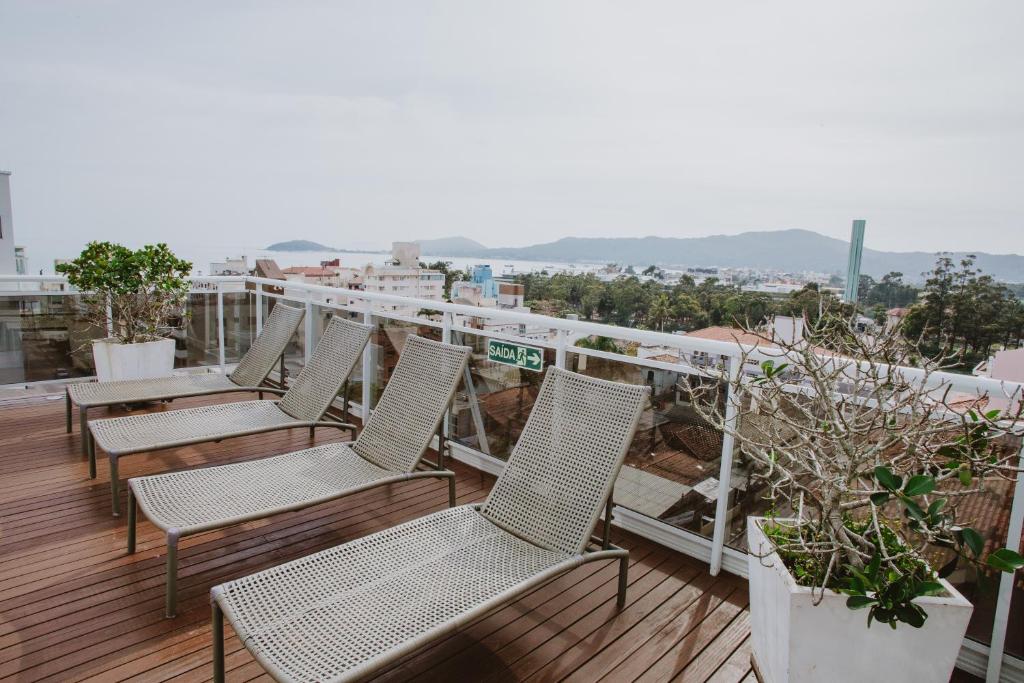 Swimming pool, Canasvieiras IN - HCI in Florianopolis