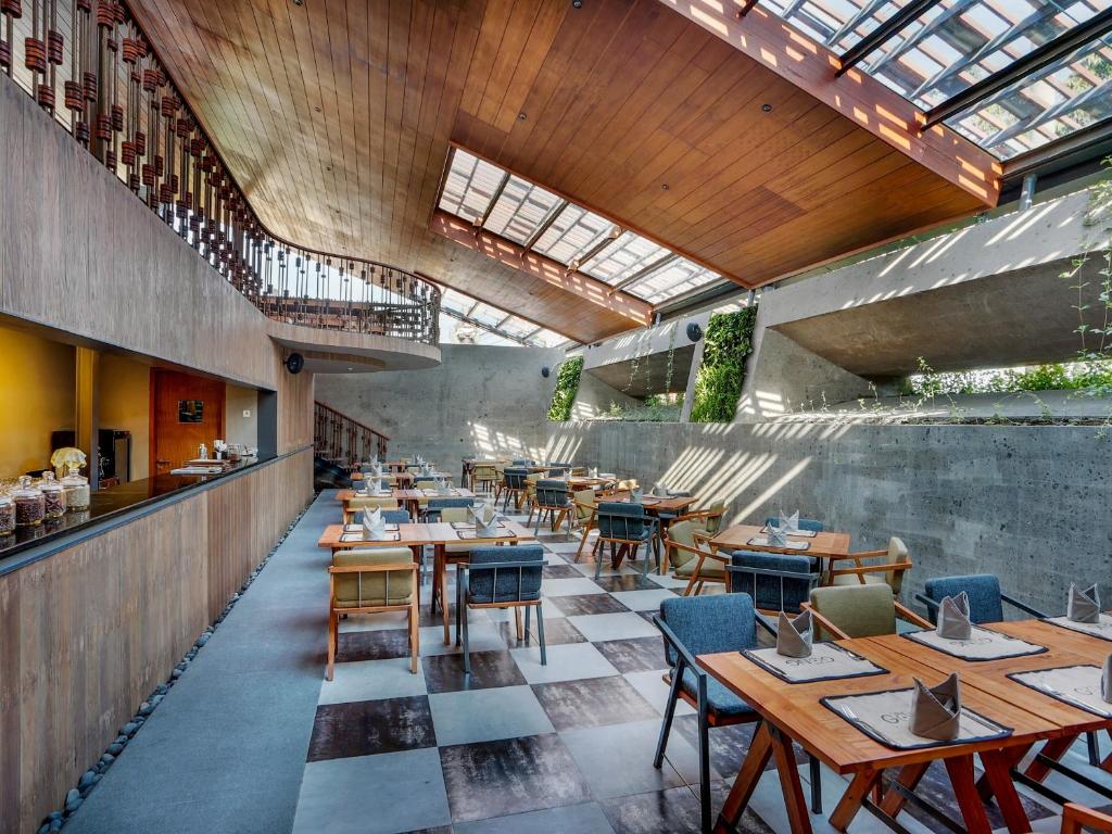 Restaurant, The Santai by LifestyleRetreats in Bali