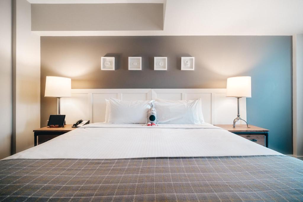 Summit Lodge Boutique Hotel Whistler photo