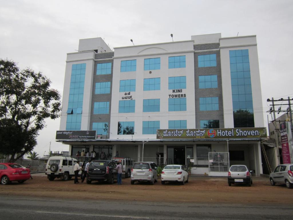 Hotel Shoven — Hotel in Davangere