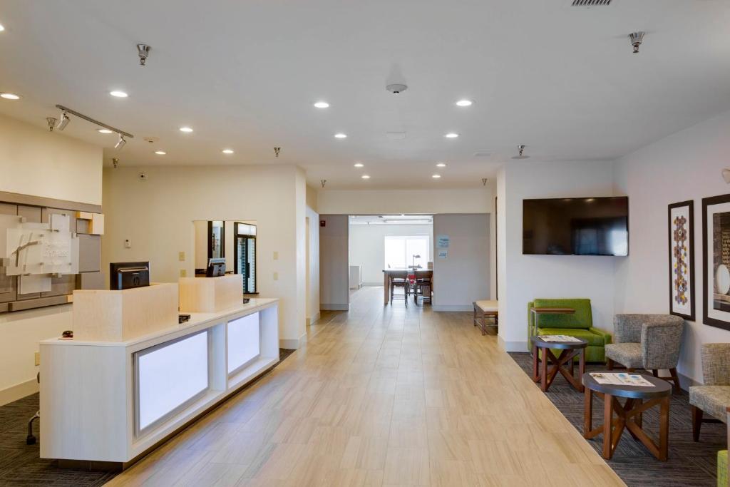 Quality Inn & Suites Bethany - Oklahoma City West 外観