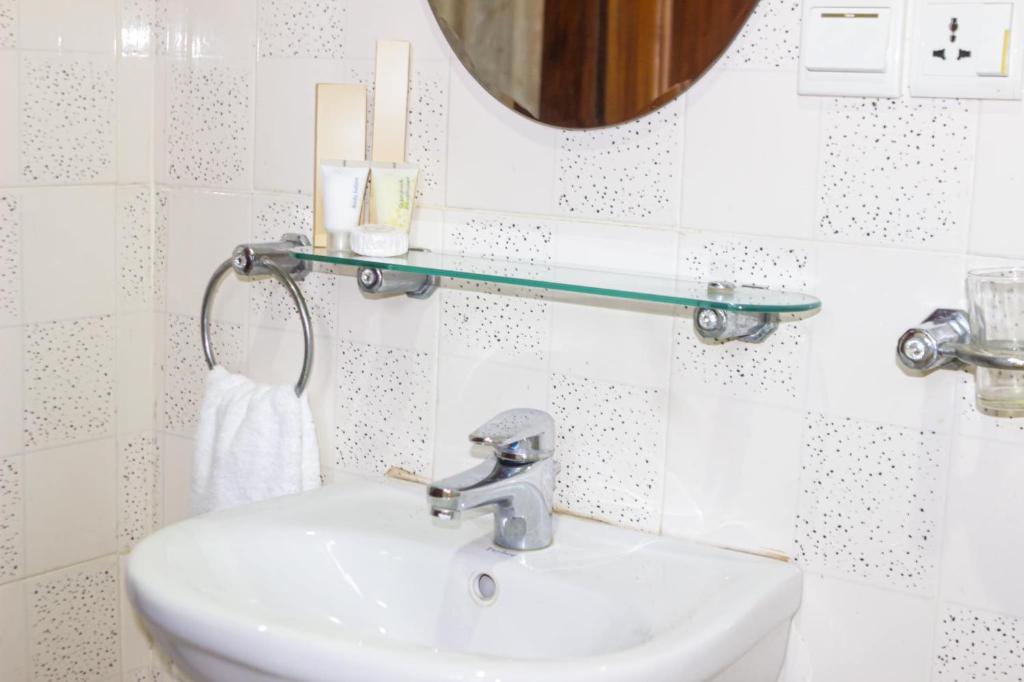 Lou Ralph Hotel photo