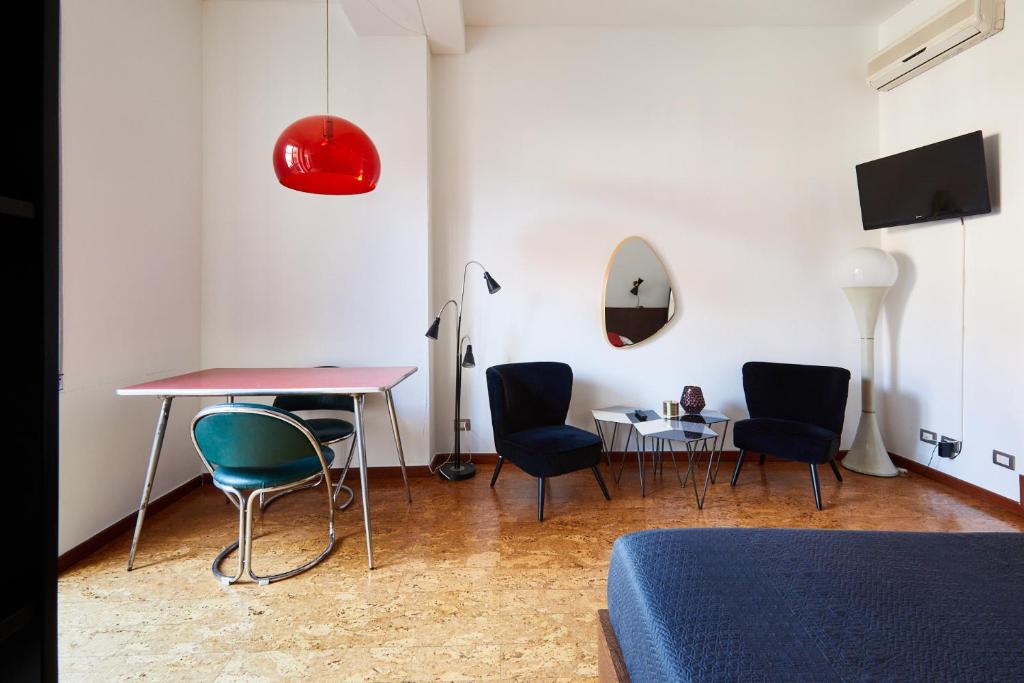 Stellar 70 Style Studio with Terrace-Heart of Milan photo