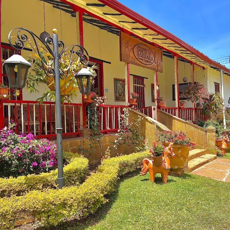 Hotel Hacienda Santa Barbara — Hotel in San Gil