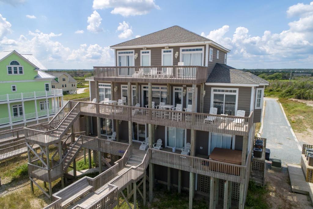 Island Escape, North Topsail Beach