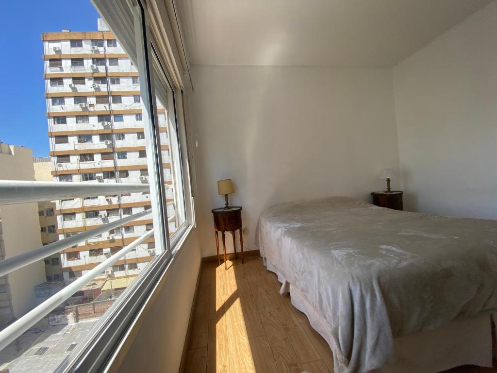 Hermoso departamento sobre Cabildo y contrafrente - 5