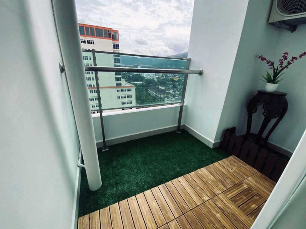 Summer Suites photo