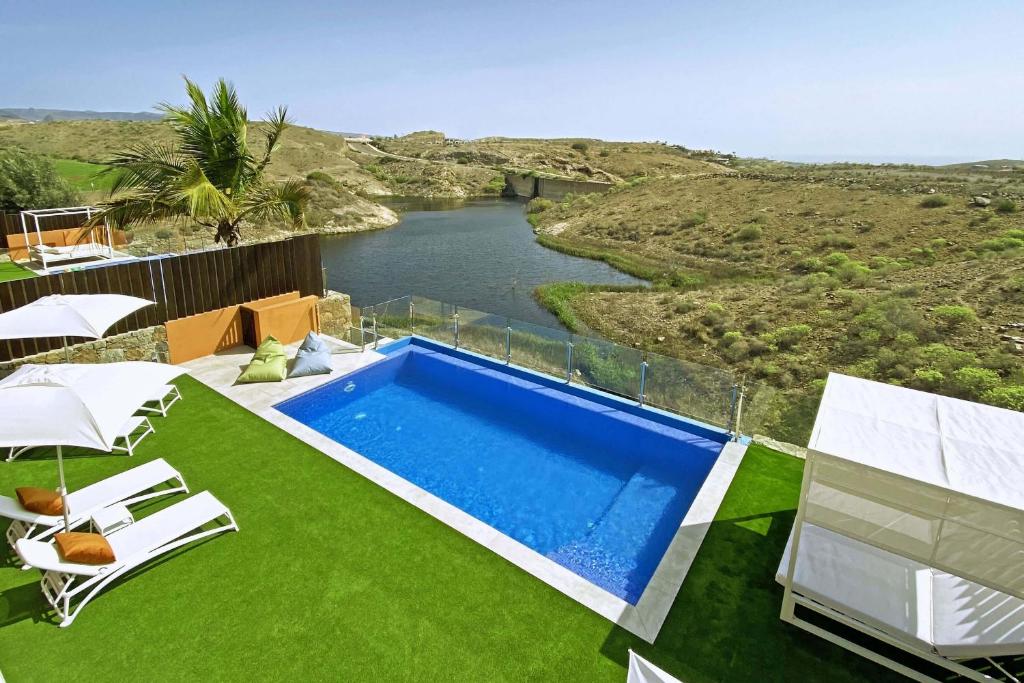 Salobre La Isla 8 - 2