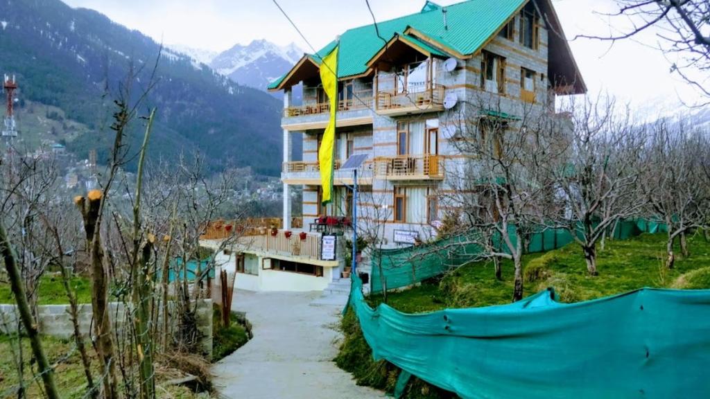Himalayan Woods Cottage — Hotel in Manali