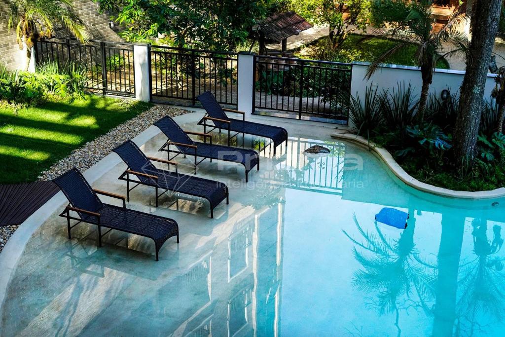 306 Bl 03 - WaldGarten Bombinhas - 50 m do Mar e Frente Avenida - Condomínio de Alto Padrão - Piscina - Academia - Salão de jogos, Bombinhas