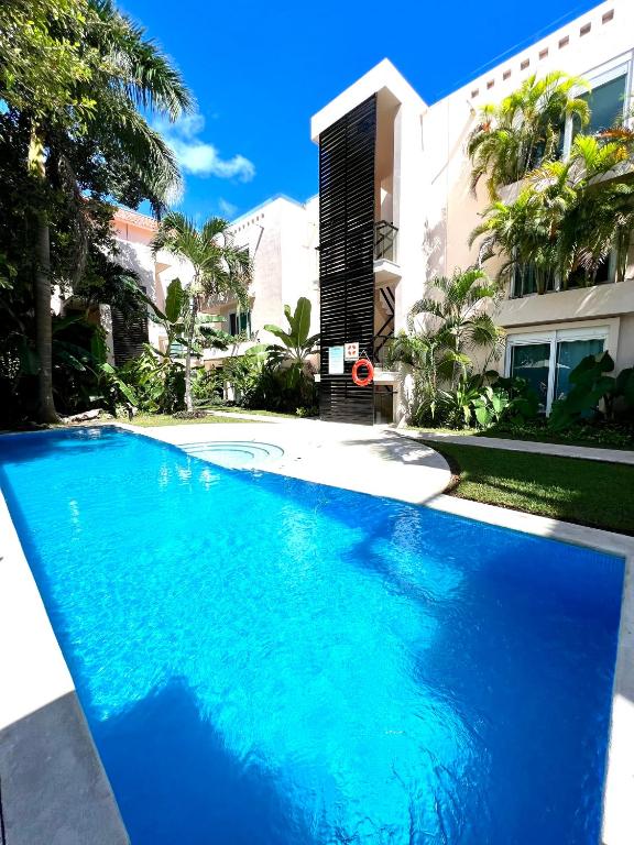 Departamento en el centro de Playa del Carmen excelente ubicación internet fibra óptica - 2