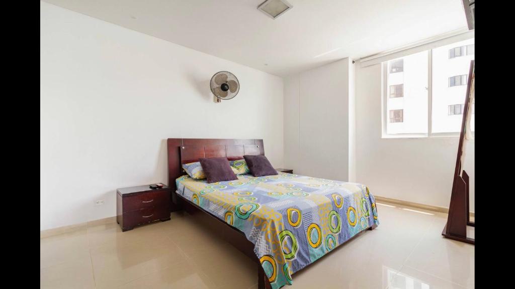 Apartamento con piscina a una cuadra de la playa - 3