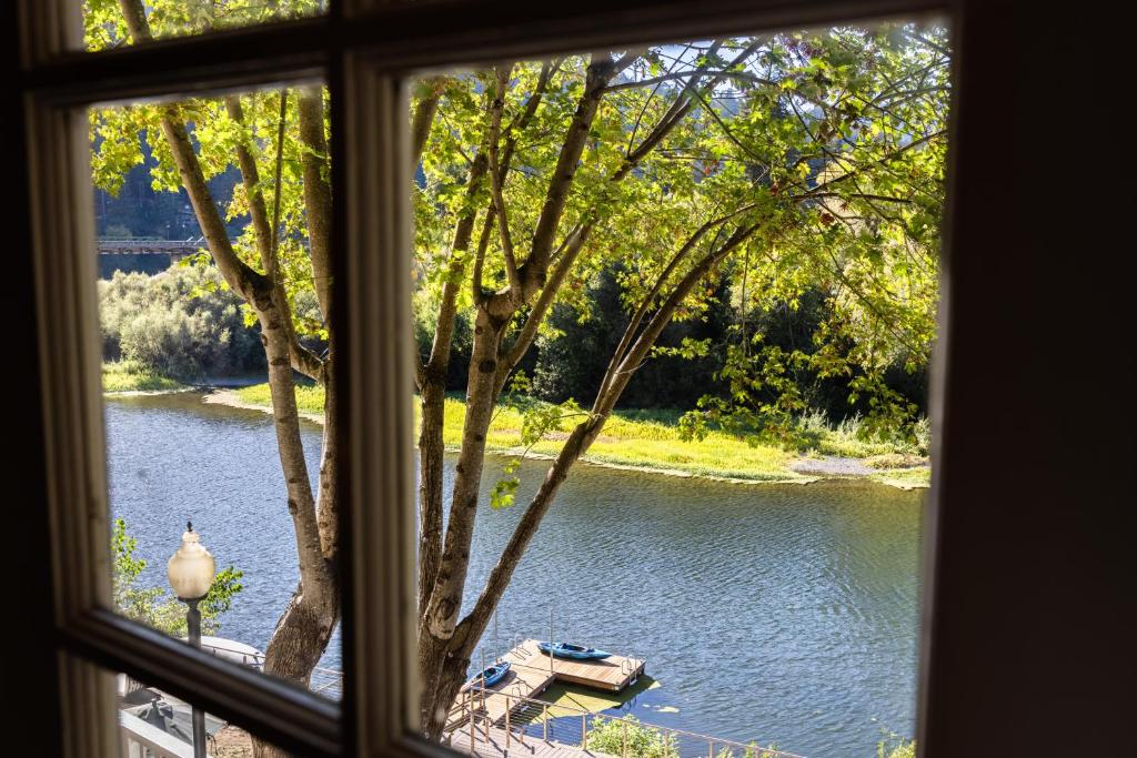 Boho Manor photo