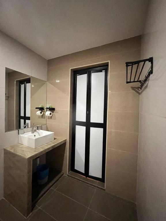 Well-appointed bathrooms