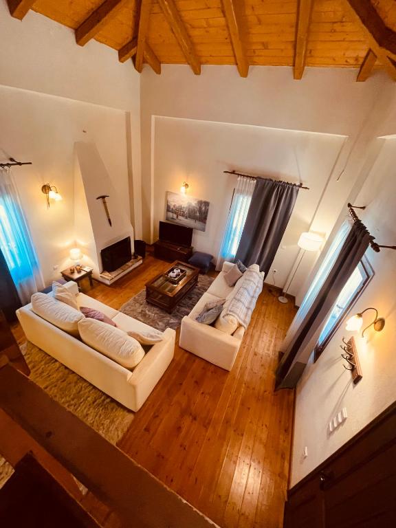 Parnassos Snow Hill Chalet